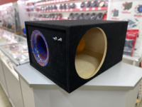 Короб под сабвуфер 15" фанера, черный карпет, 130л, труба 200мм